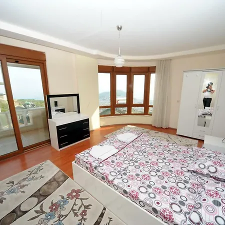 Lux Bektas 1 * Alanya