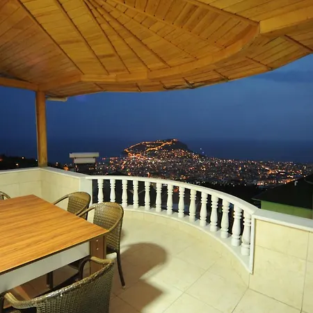 Lux Bektas 1 *